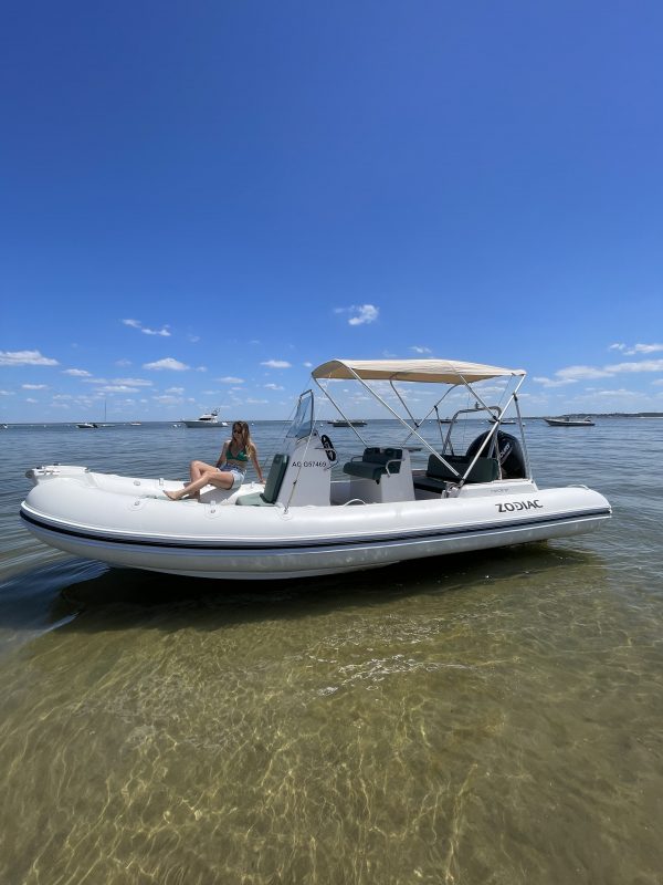 Zodiac Medline 5.8, location de bateaux Arcachon