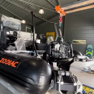 Montage moteur, entretien de moteur, réparations