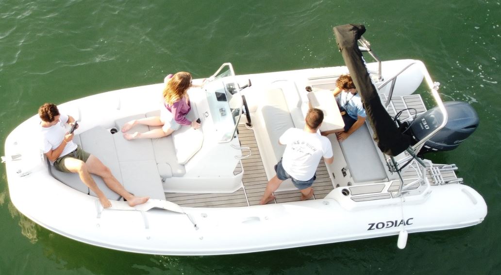 Zodiac Medline 5.8 location de bateaux arcachon