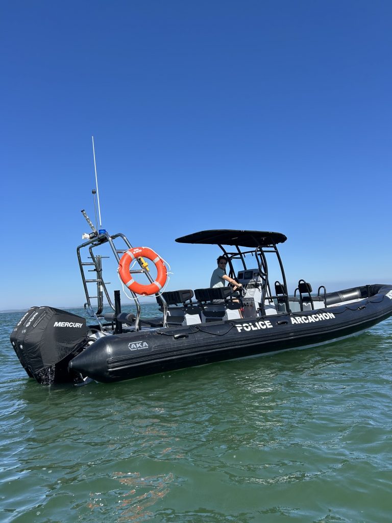 AKA Marine R85