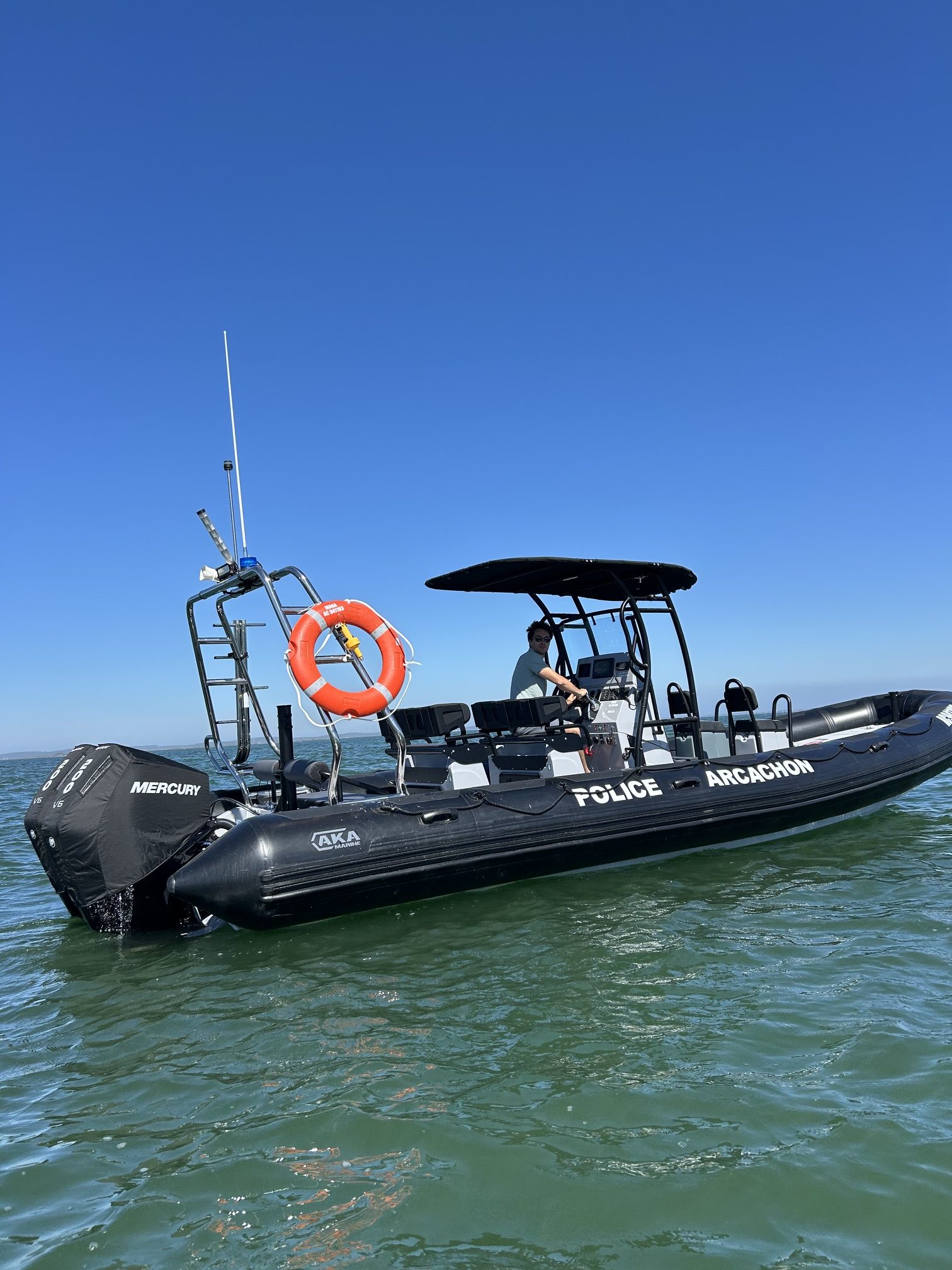 AKA Marine R85