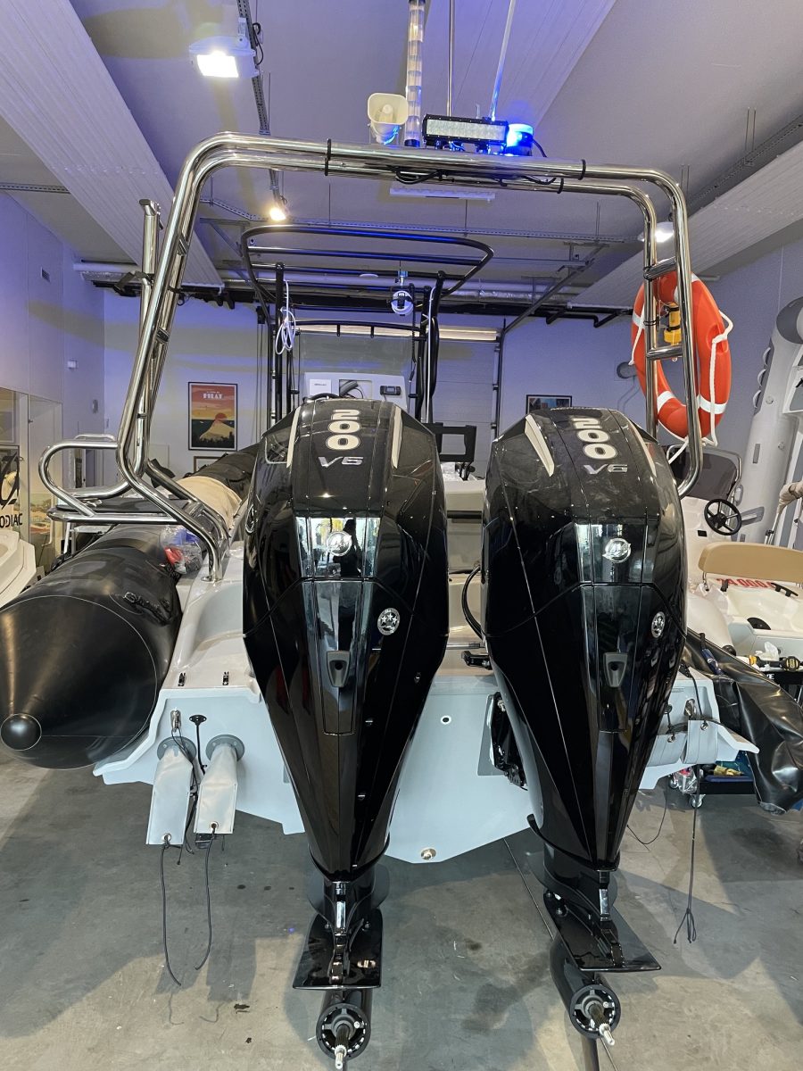 AKA Marine R85