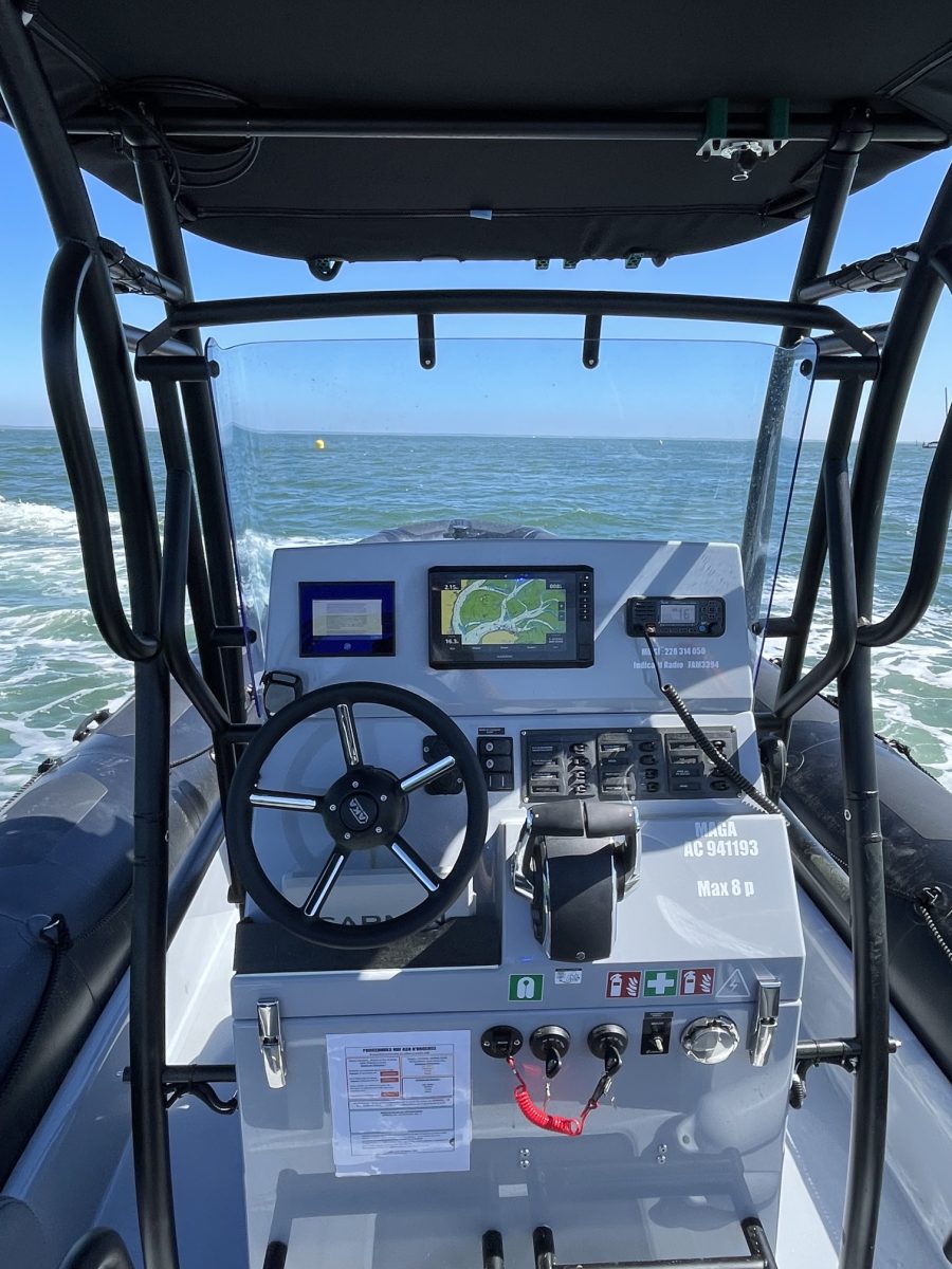 AKA Marine R85