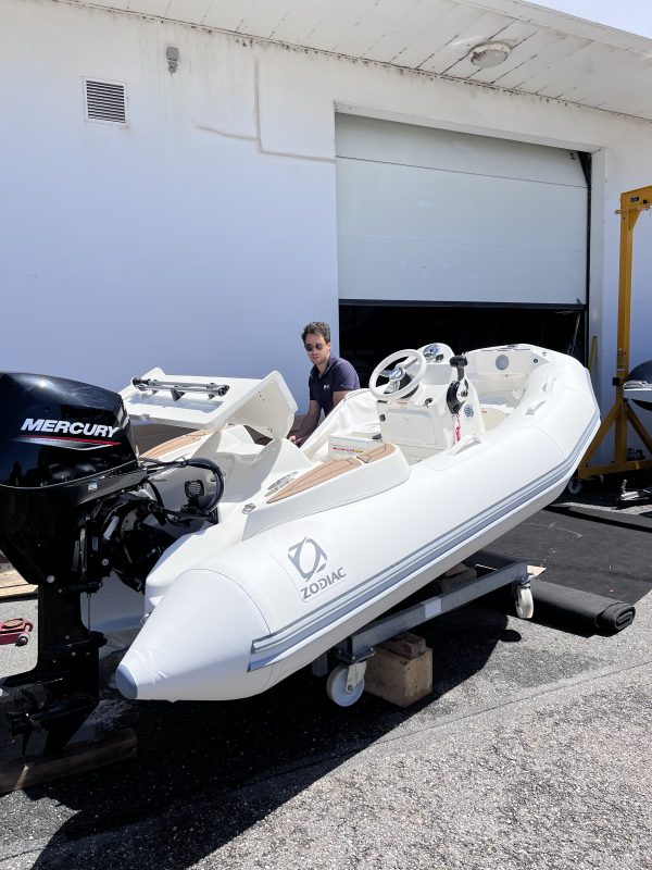Zodiac Yachtline 360